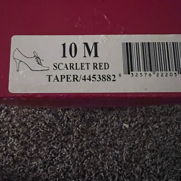 Red high heels - Picture 7 of 7